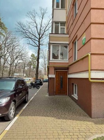 Комерція Буча великий цоколь ЖК "Паркова Оселя" поряд Бучанський Парк - фото 1