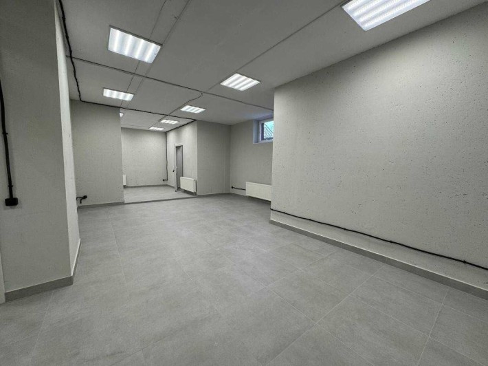 Продаж комерційне приміщення ЖК Паладіум Бровари,С.Петлюри21,терміново - фото 1