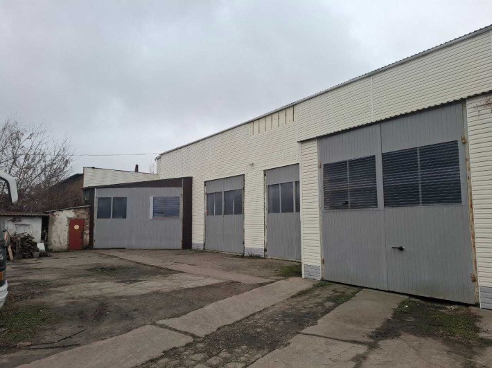 Продаж СТО для вантажних автомобілів з повністю обладнаною територією. - фото 1