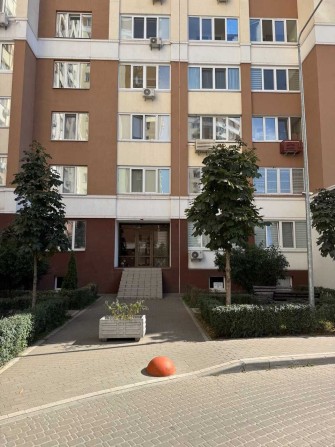 Продам комерційне приміщення 210м2 ЖК Палладіум якісна локація Бровари - фото 1