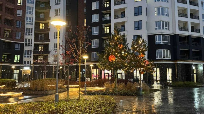 Комерційне приміщення у ЖК «Синергія Сіті» - фото 1