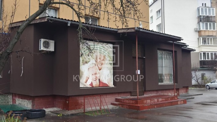ПРОДАЖ комерції. 1 поверх.  Ірпінь, вул. Миру, 135м2 - фото 1