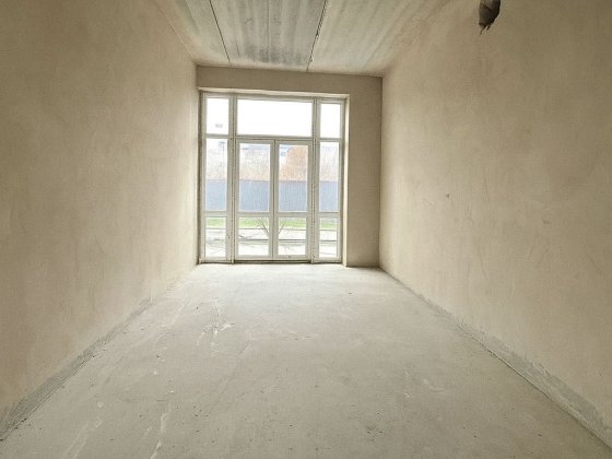 Комерція 22м2 Перший поверх Терміново  17900$ Ирпень