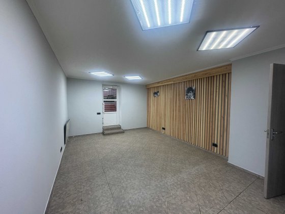 Приміщення з ремонтом та окремим входом Ірпінь