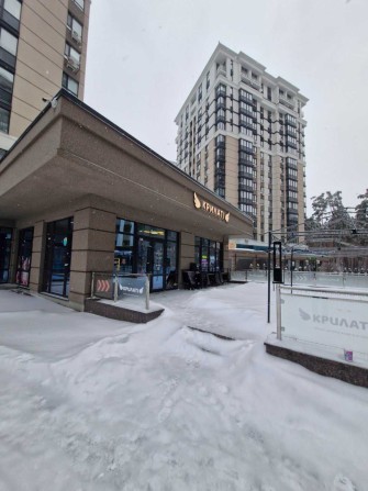 Продаж фасадного приміщення 148м2 з орендарями в ЖК Центральний 2 - фото 1