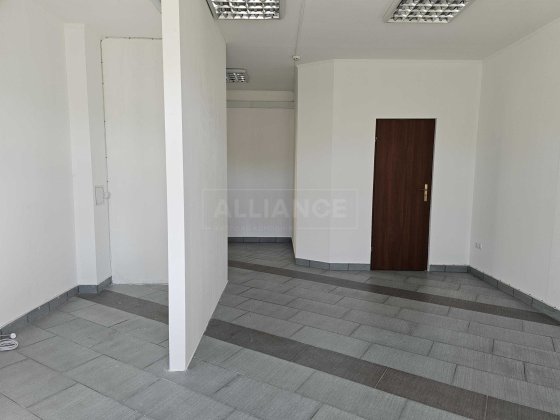 Продам комерційне приміщення з ремонтом Івано-Франківськ