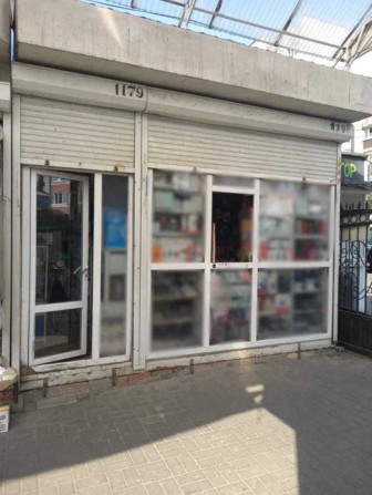 Продаж павільйону на Варшавському ринку 9.85 м2(біля центр. входу) - фото 1