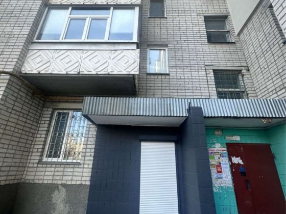 Продам приміщення 9,1 кв.м із лкремим входом по Лесі Украінки Кременчук