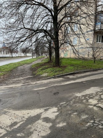 Продам магазин на проти ТЦ Терра 4-му Зарічному 1/9 пов - фото 1