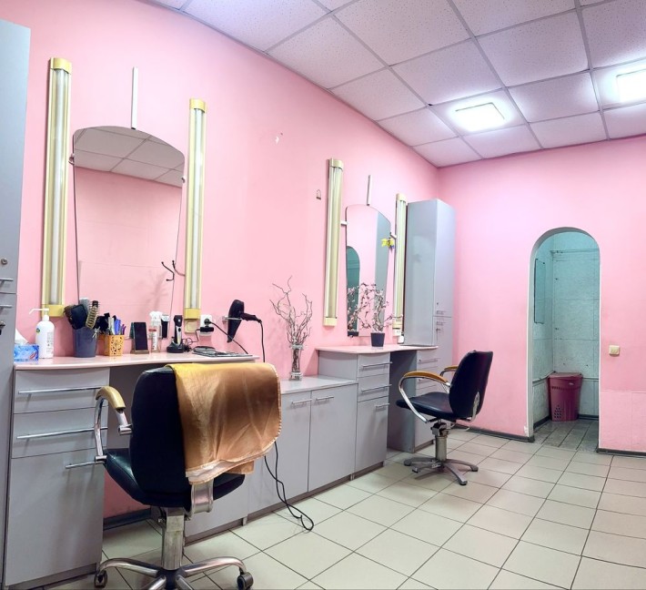 Продажа парикмахерской, Даманский, Доватора, 27 - фото 1