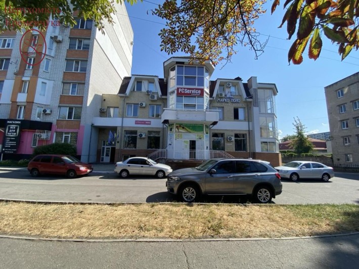 Продаж комерційного приміщення фасадна лінія центр - фото 1