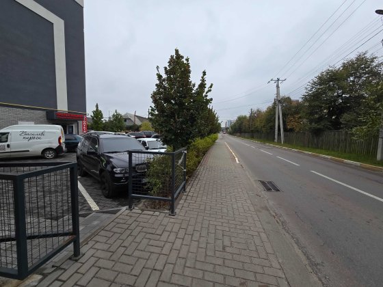 Фасадне приміщення з ремонтом, діючим бізнесом. ОКУПНІСТЬ 7-8 років Ирпень