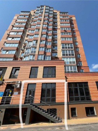 Продаж фасадного приміщення в ЖК “Карат” центр міста Ірпінь. - фото 1