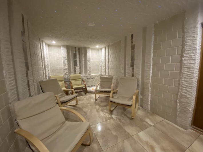 Продаж готового бізнесу (СОЛЯНОЇ  КІМНАТИ) в центрі міста - фото 1