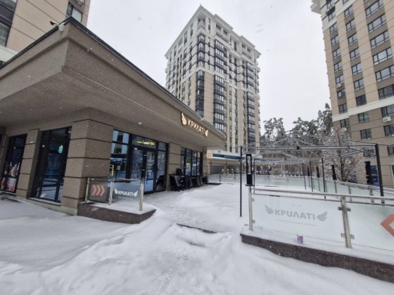 Продаж комерційного приміщення з терасою Готовий бізнес Ирпень