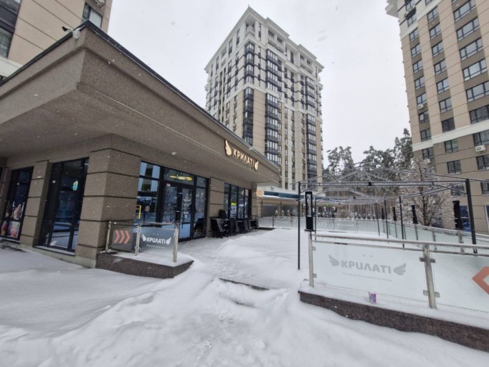 Продаж комерційного приміщення з терасою Готовий бізнес - фото 1