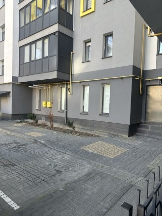 Продам комерційне приміщення по вул.Рівненська - фото 1