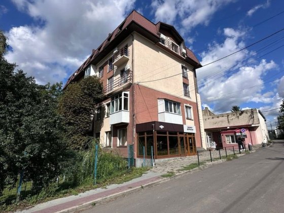 Продаж комерційного приміщення в центрі міста | вул. Лесі Українки Луцк