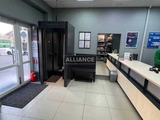 продаж комерційного приміщення ідеальне під бізнес вул. стуса Івано-Франківськ