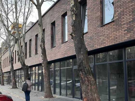 Комерційне приміщення біля «Велесу» -  ідеальна локація для бізнесу.I. Івано-Франківськ