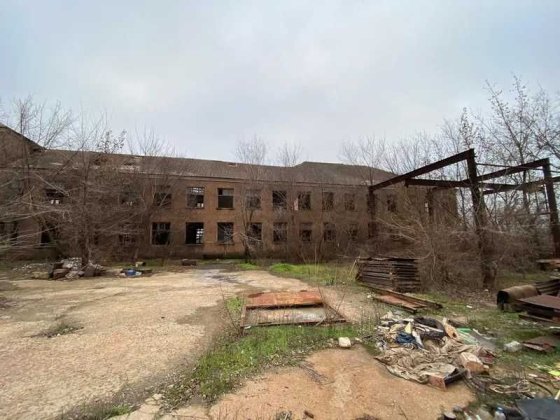 ПРОДАЖ - адмінбудівлі - будівля Криворізького технікуму, 2287,8 кв.м. Кривий Ріг
