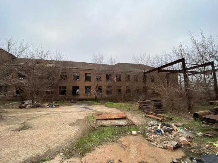 ПРОДАЖ - адмінбудівлі - будівля Криворізького технікуму, 2287,8 кв.м. - фото 1