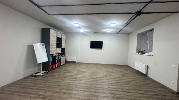 Комерційне приміщення з ремонтом. Санвузол. Центральний парк - фото 1