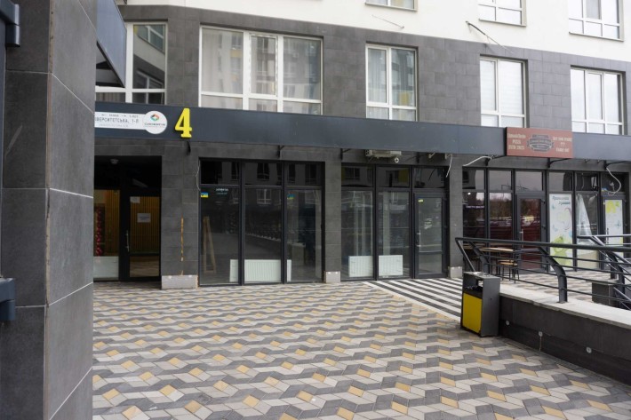 Продаж комерційного приміщення в ЖК Green Side — з готовим ремонтом - фото 1