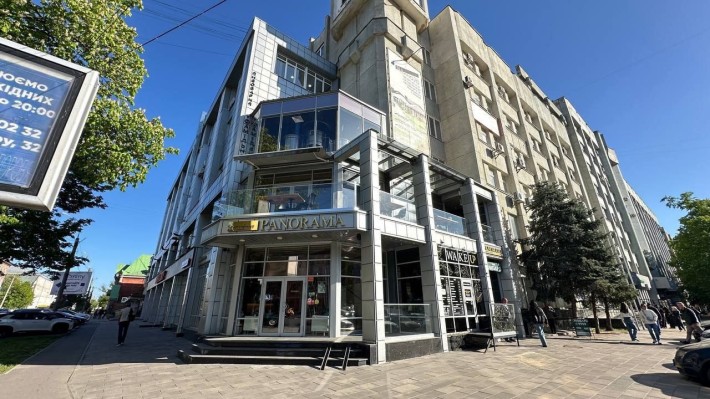 Продаж групи нежитлових приміщень у самому центрі міста - фото 1