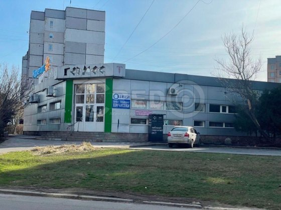 Продаж торгового об'єкту, 600 м², вул. Незалежності України Кривой Рог