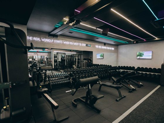 Продаж спортивного залу в центрі міста із налагодженим бізнесом Івано-Франківськ