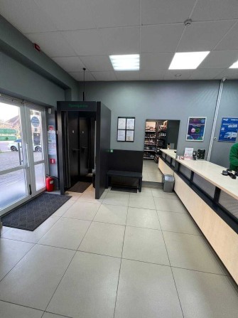 Продається комерційне приміщення в районі Каскад. - фото 1