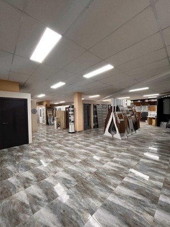 Продається комерційне приміщення з ремонтом  по вул.Івасюка - фото 1