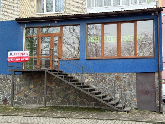 Продаж фасадного комерційного приміщення — 69 м² вул. Довженка Ивано-Франковск