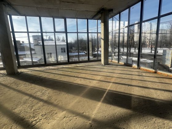 Комерція перший поверх фасадна Ровно