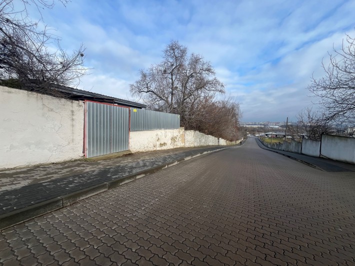 № Продам комерційне приміщення 2х поверхове. з гаражем 238 м2 - фото 1