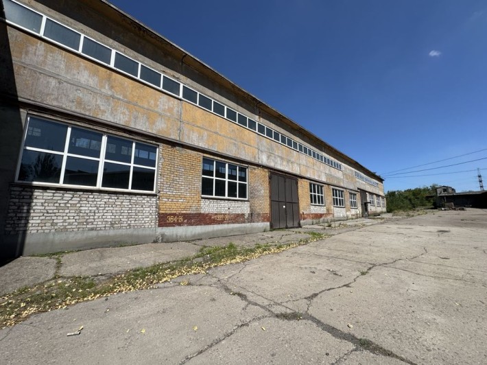 Продам Виробничий комплекс, 4294 м.кв, 1,7 Га ділянка, цеха, склад - фото 1