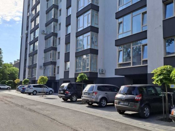 Продаю приміщення біля Парку Шевченка. 96м2. Івано-Франківськ