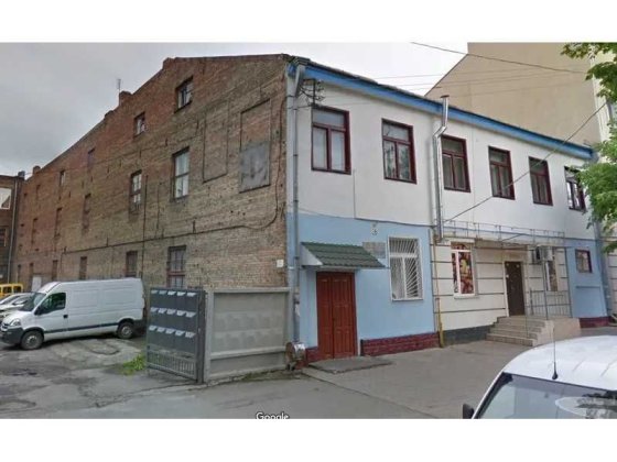 ПРОДАЖ - Адміністративний будинок, площею 1758,9 кв.м. м.Рівне Рівне