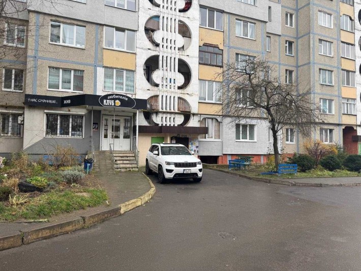 Нежитлове приміщення Коновальця 14            75000 - фото 1