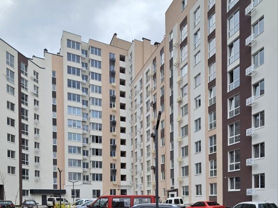 ПРОДАМ КОМОРУ- Приміщення, комірку ( кладовку, підвал) Ровно