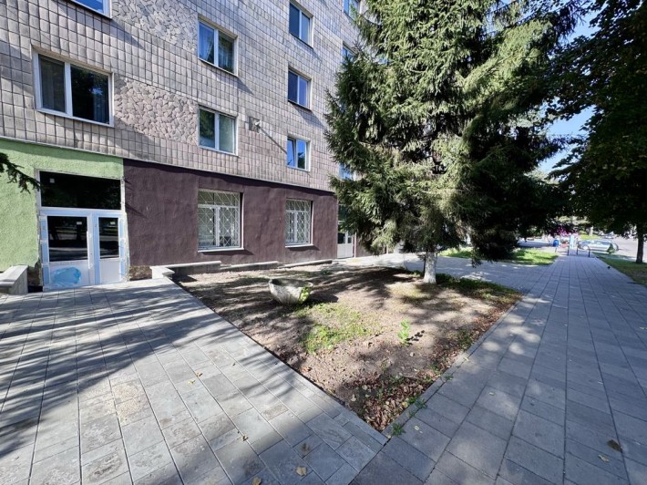 Продам комерційне приміщення ! - фото 1