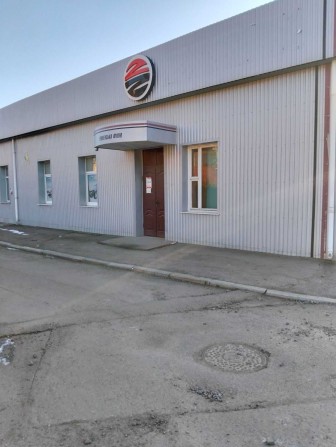 Продаж торгової оптово-роздрібної бази у центрі Рівного - фото 1