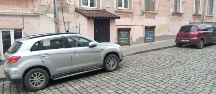 Продаю комерційне фасадне приміщення 95 м2   під офіс, салон краси, ма - фото 1