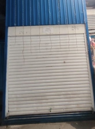 Продам контейнер на Калинівському Ринку(м.Чернівці) ,4 сектор,1 ряд - фото 1