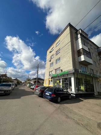 БОЯРКА 53м2 Продам КУТОВЕ приміщення за ХОРОШОЮ Ціною біля Зупинки - фото 1