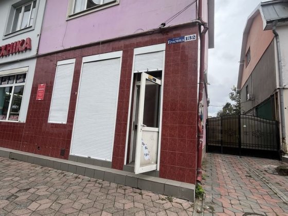 Продаж фасадного приміщення з доходом вже сьогодні Черновцы