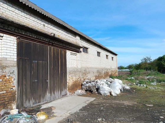 Склад, ангар, гараж, окремо розташоване приміщення 400м2 Черкассы