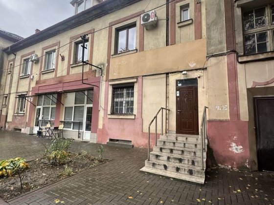 Продаж комерційного приміщення м.Ужгород  центр вул.Собранецька 47 Ужгород