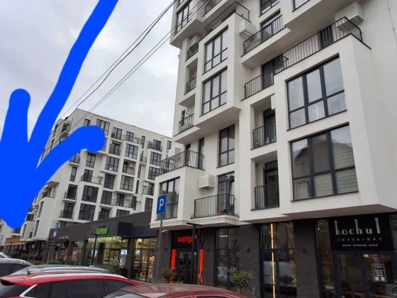 Комерція біля ПАЛЬМ Новий Район Ужгород